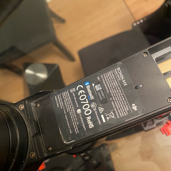 RONIN-MX DJ -Comes with two batteries and all still in good condition. - Picture 7 of 9